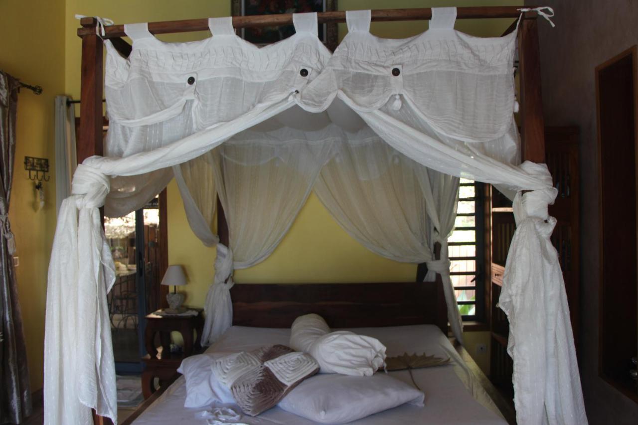 La Liane De Jade 974-Lodge Le Palissandre - Jacuzzi Privatif - Piscine Chauffee Le Bois de Nefles  Buitenkant foto