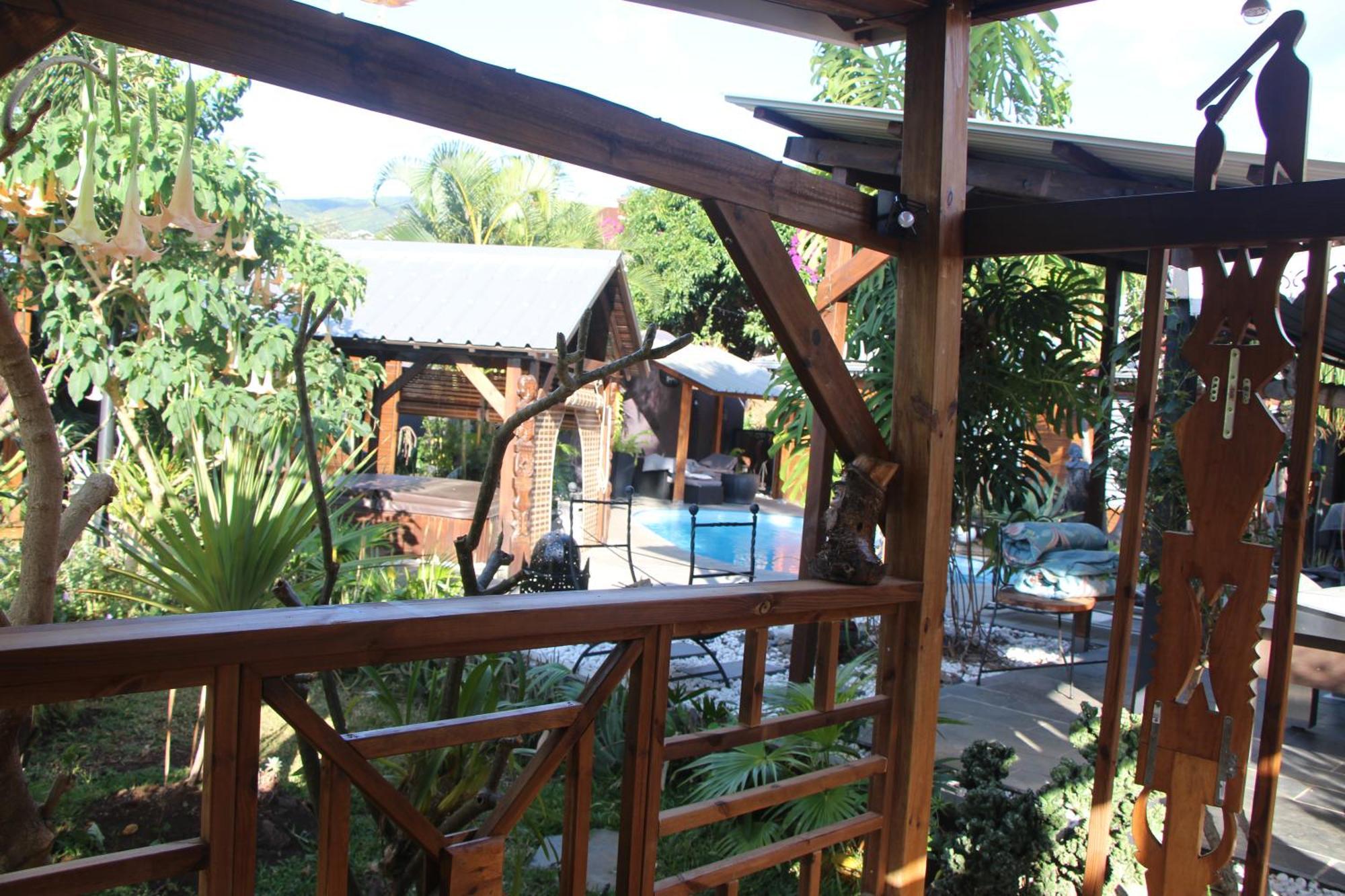 La Liane De Jade 974-Lodge Le Palissandre - Jacuzzi Privatif - Piscine Chauffee Le Bois de Nefles  Buitenkant foto